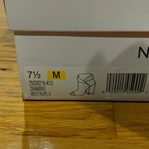 NIB Nine West suede ankle booties in taupe 7.5 - Picture 4 of 5